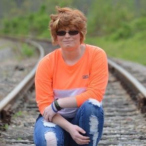 Meet your Posher, Sierra